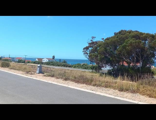 LAND FOR SALE IN SANDY POINT